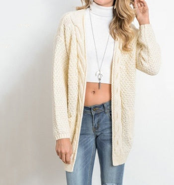 Long-sleeved cardigan in a long-sleeved cardigan