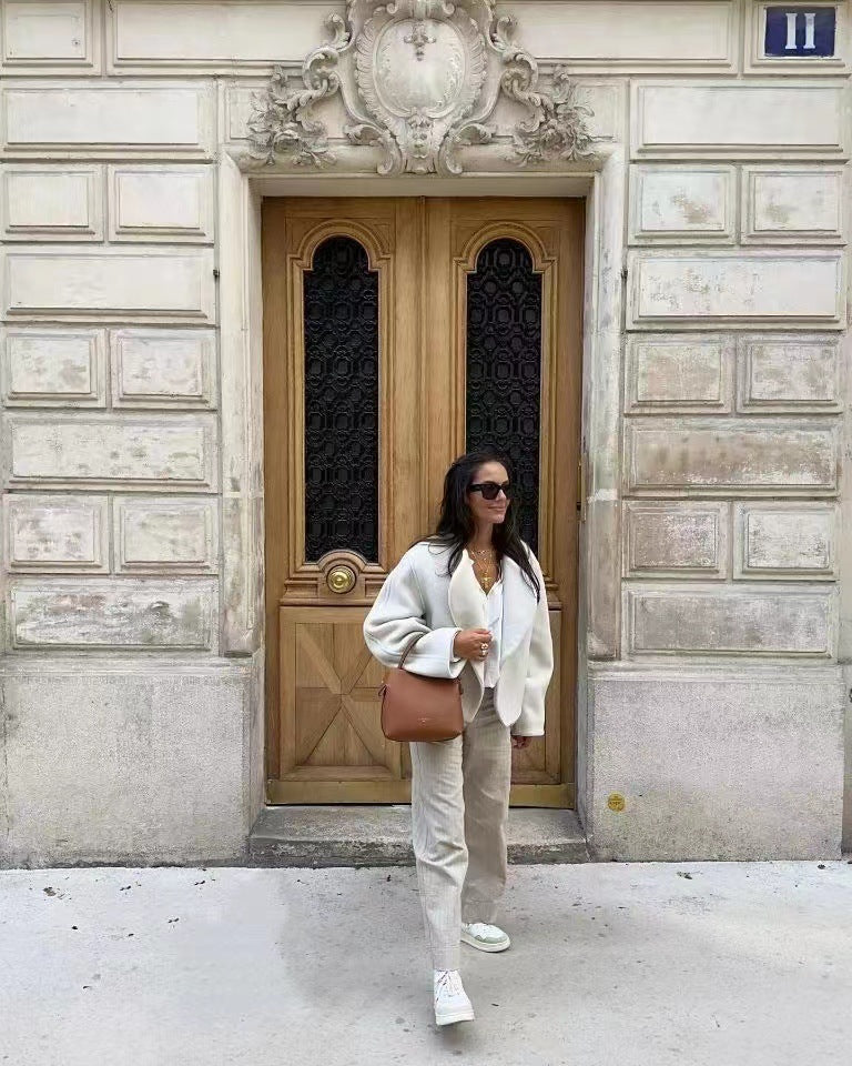 Women's White Cardigan Jacket Cardigan Design Fashion Polo Collar Plus