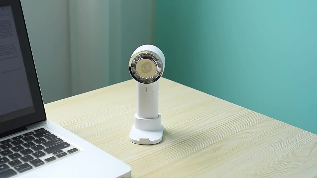Portable USB-rechargeable Mini Fan, Semiconductor Cooling Fan, Handheld Small Electric Fan, Household Desktop Electric Fan