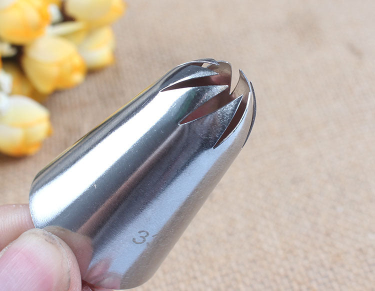 336 Rotating 8 Teeth Decorating Nozzle 304 Stainless Steel Cake Baking Tools