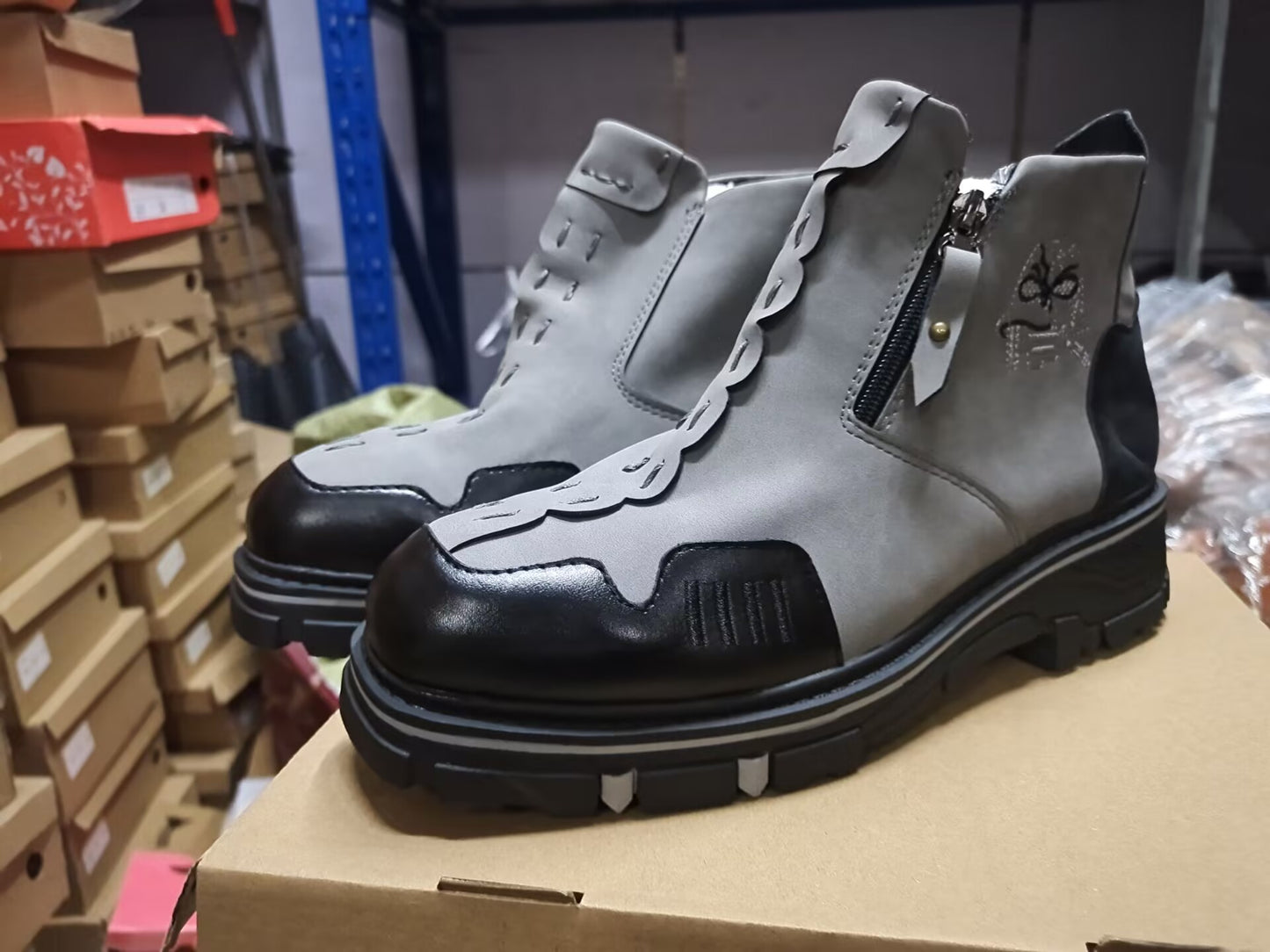 Men's Short Boots Round Toe Large Size Side Zipper Martin Boots